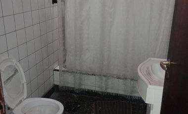 Departamento en venta - 3 Dormitorios 1 Baño - Local - 324Mts2 - San Martin