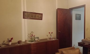 Departamento en venta - 3 Dormitorios 1 Baño - Local - 324Mts2 - San Martin