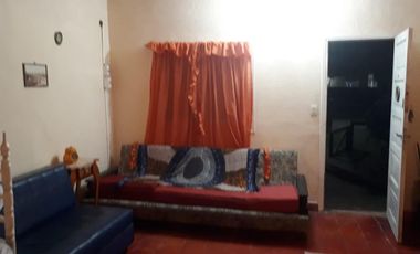 Casa en venta - 3 Dormitorios 1 Baño - Cocheras - Monoambiente - 200Mts2 - Santa Clara del Mar