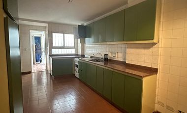 SANTILLI - ALMIRANTE BROWN 2443 2º A - LOMAS DE ZAMORA