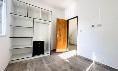 Venta Departamento de 2 ambientes en Banfield Este.