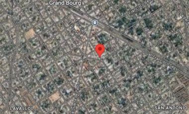 Casa en venta - 3 Dormitorios 1 Baño - Cochera - 324Mts2 - Grand Bourg, Malvinas Argentinas