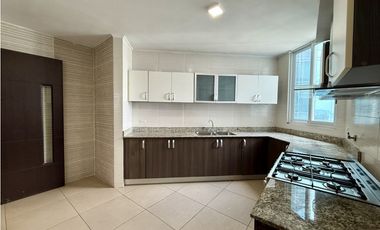 PH COUNTRY CLUB - COSTA DEL ESTE