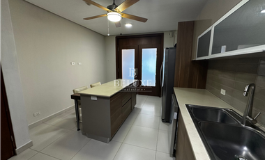 ALQUILER DE APARTAMENTO AMOBLADO EN PH MARBELLA 47, BELLA VISTA (10)