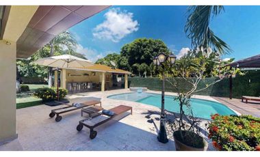 VENTA CASA EN UN LUGAR PRIVILEGIADO EN SAN CARLOS, SAN JOSÉ JP