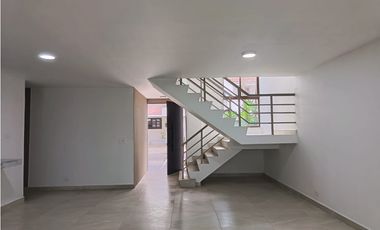 SAN FRANCISCO / LOS FLAMINGO / 228M / 4 HABITACION / 2 PARKING