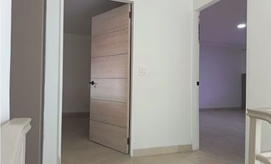 SAN FRANCISCO / LOS FLAMINGO / 228M / 4 HABITACION / 2 PARKING