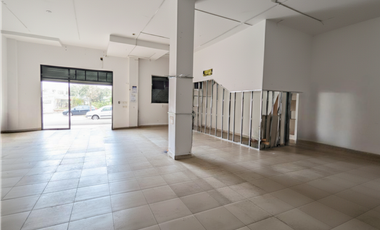 Local Comercial 630m2 en alquiler de dos plantas en La Chorrera (DR)