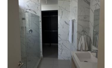 SE VENDE APARTAMENTO EN AVENIDA BALBOA, PH ELEMENT