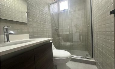 SE ALQUILA APARTAMENTO EN PARQ SQUARE, VIA ESPAÑA