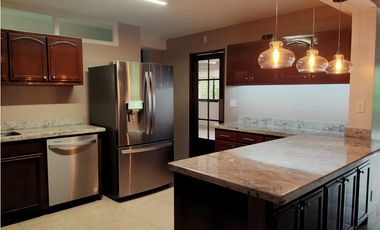 ANCON / CARDENAS VILLAGE / 410M / 5 HABITACIONES / LINEA BLANCA