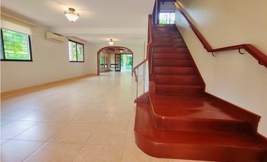 ANCON / CARDENAS VILLAGE / 410M / 5 HABITACIONES / LINEA BLANCA