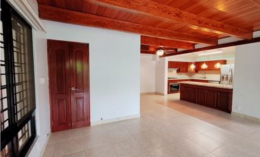 ANCON / CARDENAS VILLAGE / 410M / 5 HABITACIONES / LINEA BLANCA