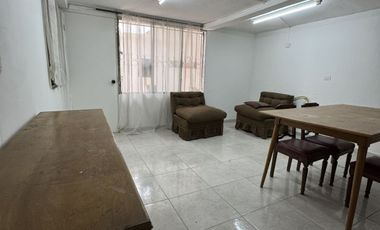 CASA – 4 Dormitorios · 2 Baños · Patio Interior