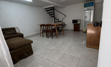 CASA – 4 Dormitorios · 2 Baños · Patio Interior