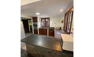 VENTA. Chalet 4 ambientes. Bosque Peralta Ramos