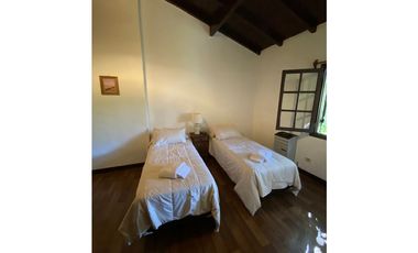 VENTA. Chalet 4 ambientes. Bosque Peralta Ramos