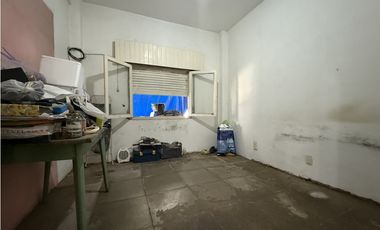 Roque Perez 5384, entre J. I. Rucci y Pekin