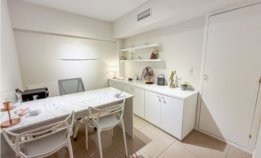 OFICINA A LA CALLE. CENTRO.