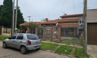 Casa en venta en Bernal Oeste