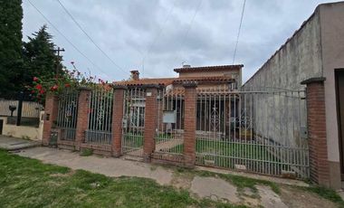 Casa en venta en Bernal Oeste