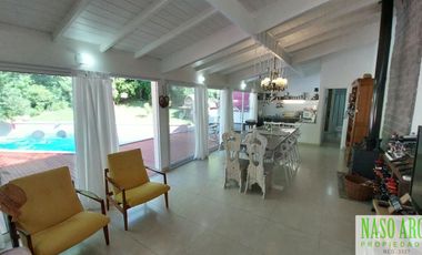 Importante propiedad en venta en Sierra de los Padres. Gas natural.