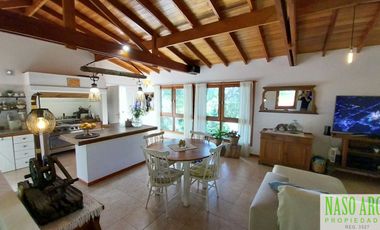 Importante propiedad en venta en Sierra de los Padres. Gas natural.