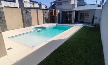 Casa en venta en Ramos Mejia Sur