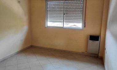 Alquiler Monte Grande Dúplex 2 dormitorios mas escritorio y cochera