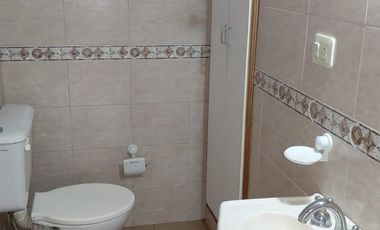 Alquiler Monte Grande Dúplex 2 dormitorios mas escritorio y cochera