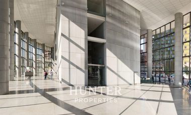 Oficina en Arriendo en Torre Titanium. Isidora Goyenechea / Vitacura