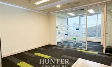 Oficina en Arriendo en Torre Titanium. Isidora Goyenechea / Vitacura
