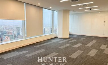 Oficina en Arriendo en Torre Titanium. Isidora Goyenechea / Vitacura