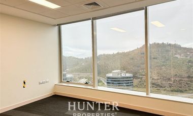 Oficina en Arriendo en Torre Titanium. Isidora Goyenechea / Vitacura