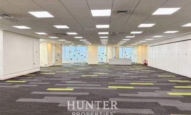 Oficina en Arriendo en Torre Titanium. Isidora Goyenechea / Vitacura