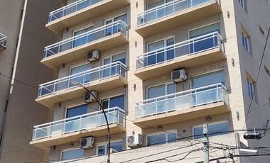 ALQUILER DEPTO 3 AMB C/COCHERA DESC. (TORRES BELLAGIO)