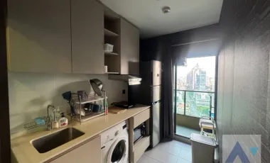 Corner Unit,Fully Furnished 2 BR Condominium @Lumpini Suite Phetchaburi (AA44996)