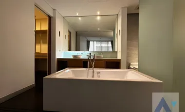 Condominium with a large balcony and unblocked city view at Domus 16 ( AA42761 )