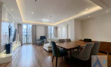 Penthouse Modern Luxury Penthouse in the Heart of the City