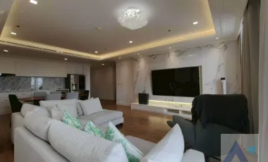 Penthouse Modern Luxury Penthouse in the Heart of the City