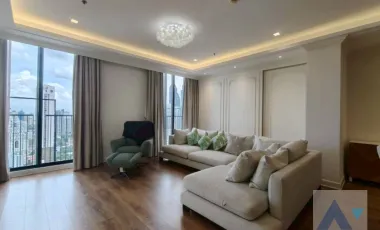 Penthouse Modern Luxury Penthouse in the Heart of the City