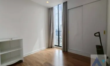 Penthouse Modern Luxury Penthouse in the Heart of the City