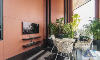 Pet friendly,Double High Ceiling,Duplex Condo,Penthouse Spacious room with high ceiling and city view  (1512174)