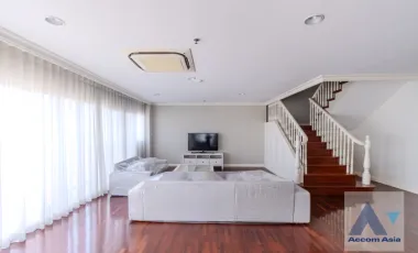 Duplex Condo Spacious duplex condominium at Sathorn Park Place