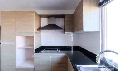 Duplex Condo Spacious duplex condominium at Sathorn Park Place