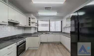 Private Swimming Pool,Huge Terrace,Duplex Condo Elegant duplex condominium with pool on balcony and skyline views (2012701)