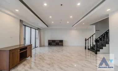 Private Swimming Pool,Huge Terrace,Duplex Condo Elegant duplex condominium with pool on balcony and skyline views (2012701)