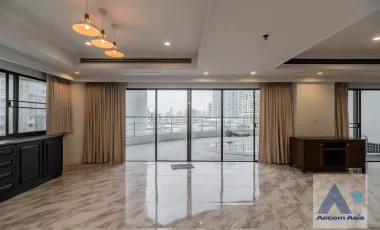 Private Swimming Pool,Huge Terrace,Duplex Condo Elegant duplex condominium with pool on balcony and skyline views (2012701)