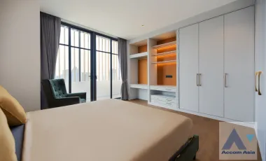 Super Luxury,Penthouse,Huge Terrace,Duplex Condo Thonglor Jungle paradise. Duplex Penthouse. Jacuzzi on Terrace.