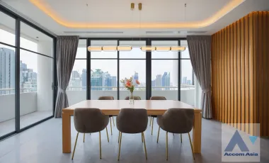 Super Luxury,Penthouse,Huge Terrace,Duplex Condo Thonglor Jungle paradise. Duplex Penthouse. Jacuzzi on Terrace.